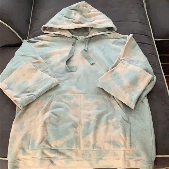 Sweater - Picture 2 of 5